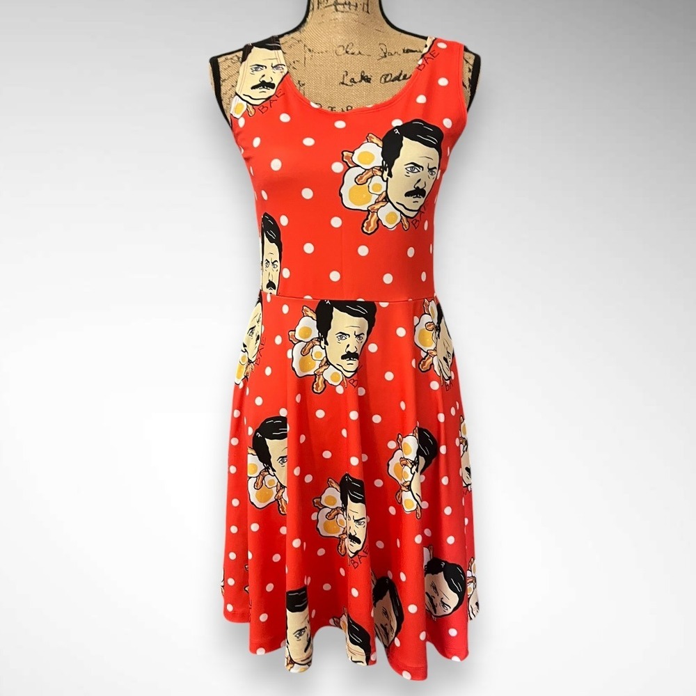 ARTSCOW Rare Custom Red White Ron Swanson Polka Dot Eggs Bacon Print Dress | EUC